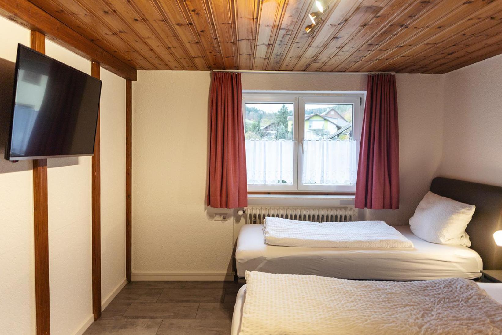 Gasthaus Kranz Lausheim Ruang foto