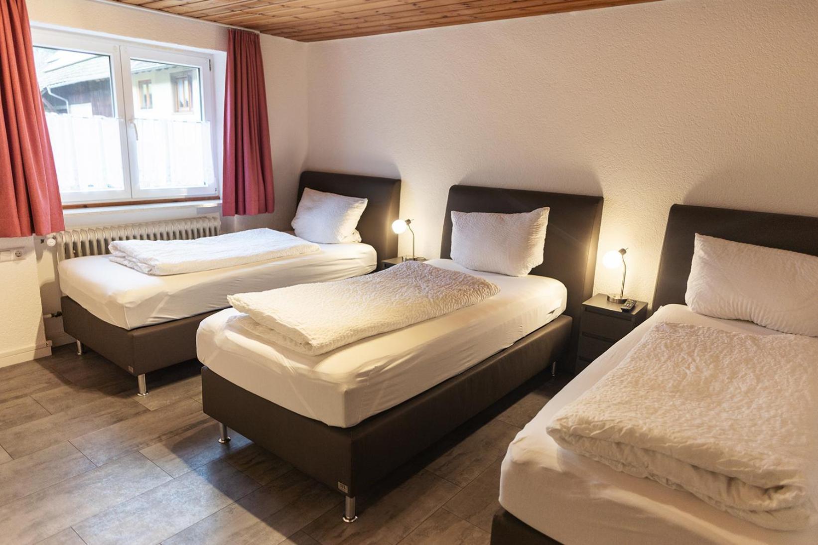 Gasthaus Kranz Lausheim Ruang foto