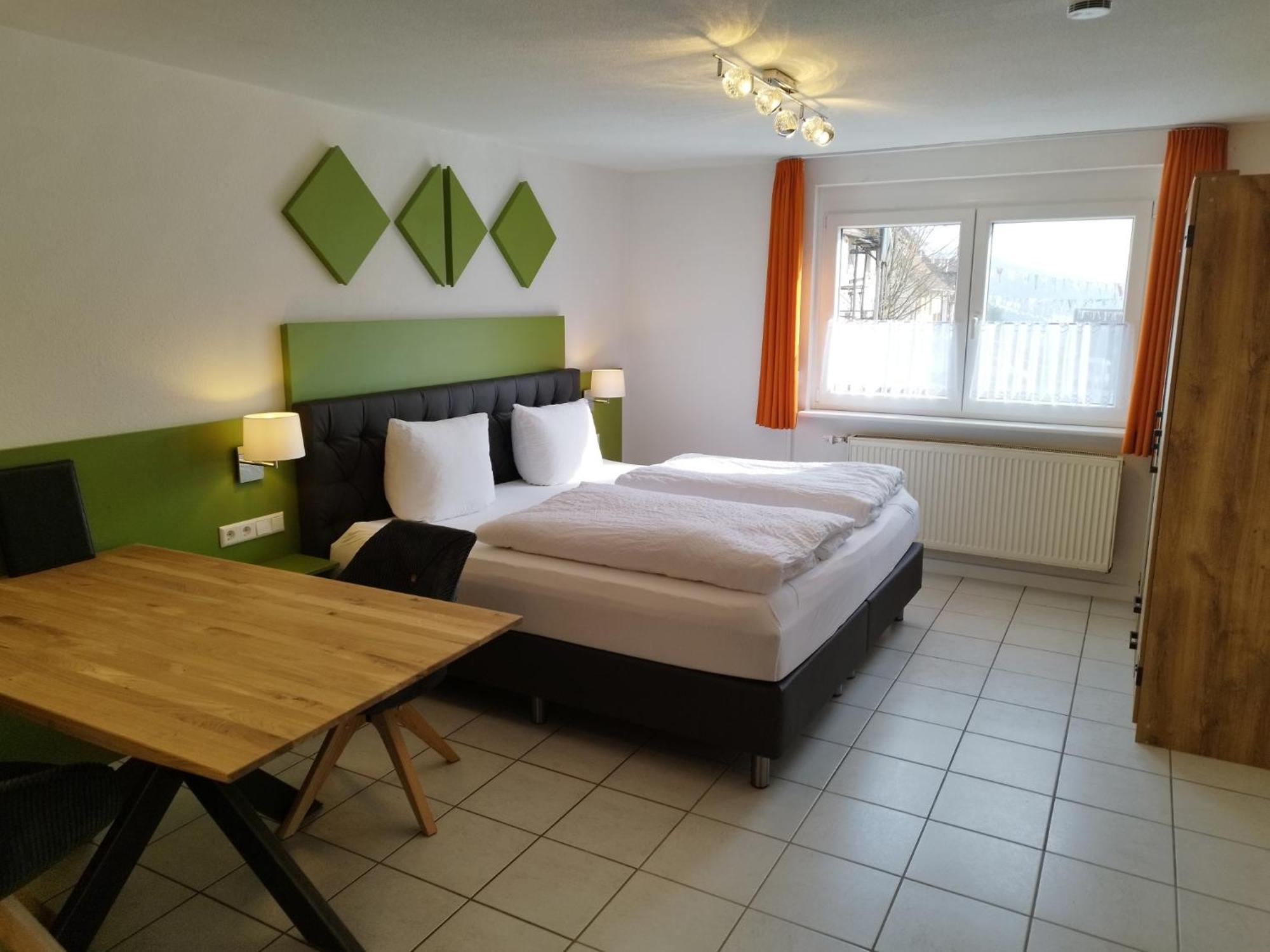 Gasthaus Kranz Lausheim Bagian luar foto